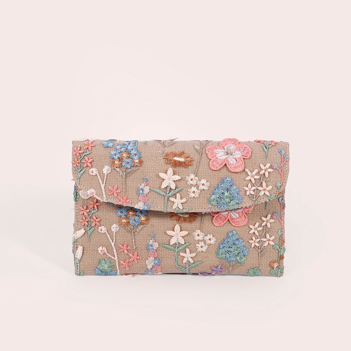 Embroidered Straw Clutch – Sequin & Envelope Style